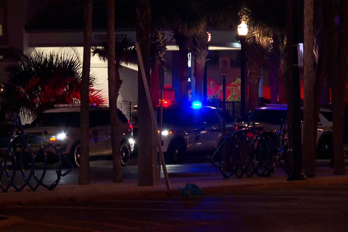 Tragedy strikes Jacksonville Beach as 3 separate shootings occured with 1 hour