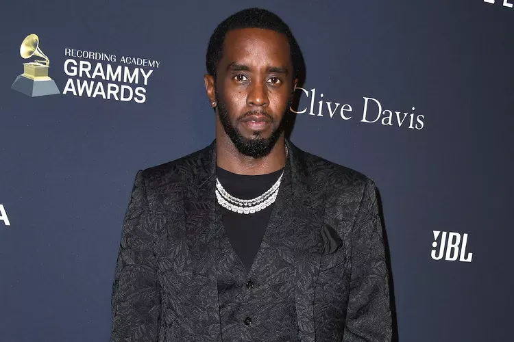 Federal raids on Sean 'Diddy' Combs' properties amidst sex trafficking allegations