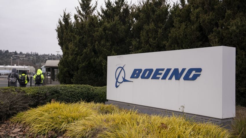 Whistleblower Alleges Structural Flaws in Boeing’s 787 Dreamliner: FAA Investigates