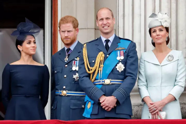 Kate, Meghan, Harry, William 